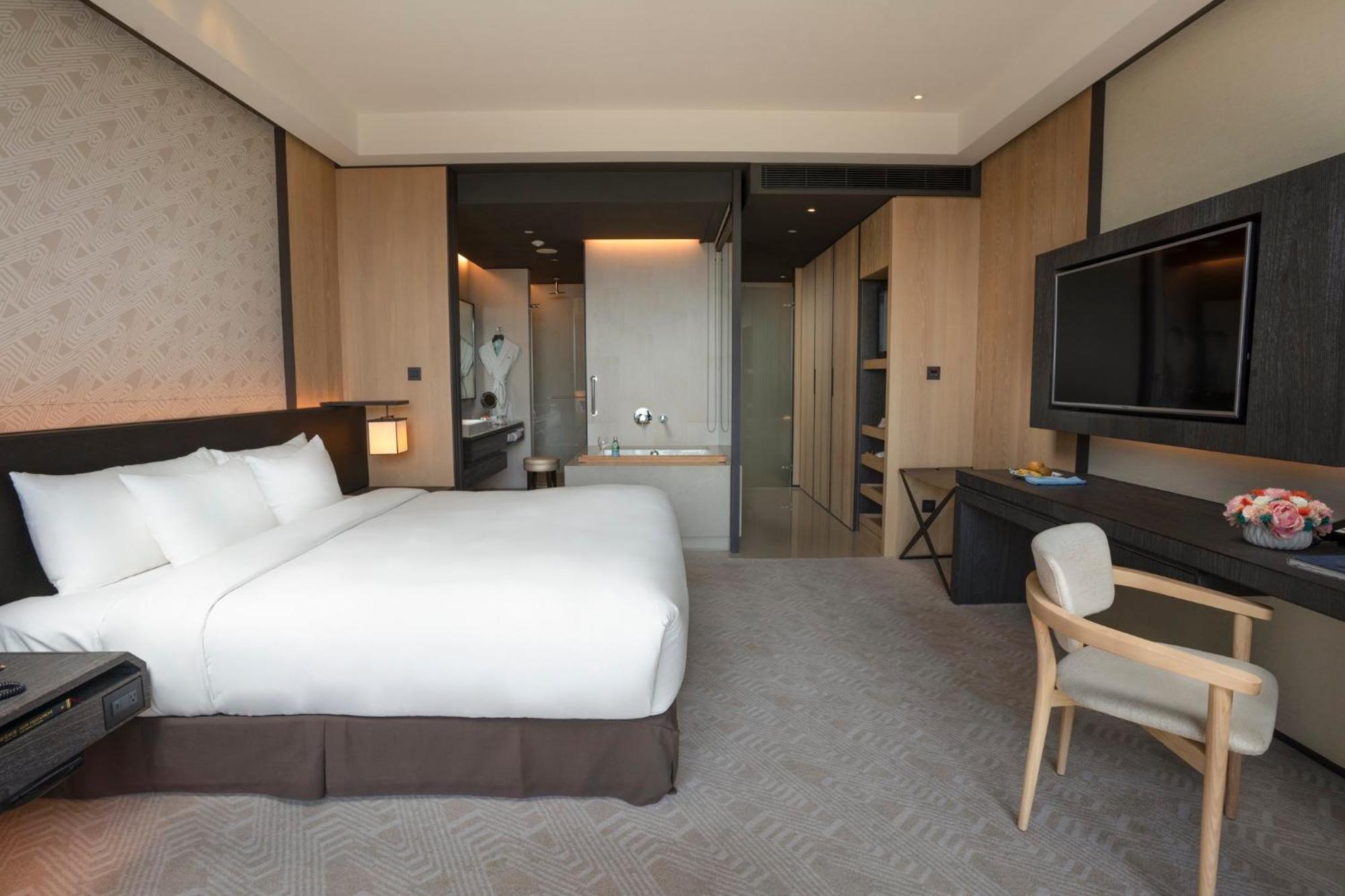 ホテル クラウン プラザ 台南 エクステリア 写真 Deluxe Room